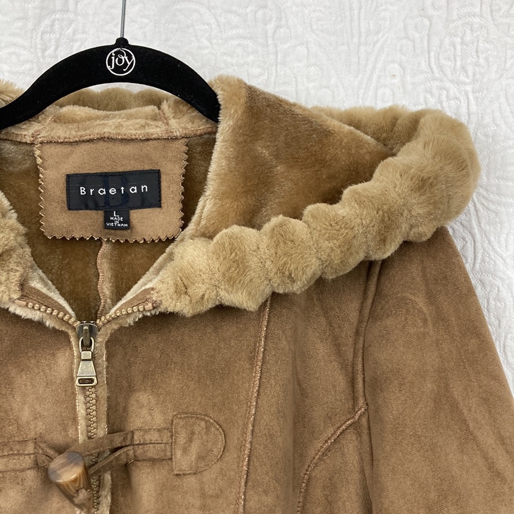 Braetan Women’s Tan Faux Shearling Toggle Coat sz Large - Picture 4 of 14